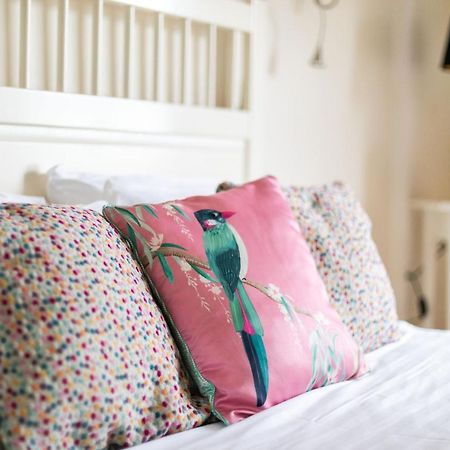 Spacious 1 Bed Oxford Street Apartment - Sleeps 4 Лондон Экстерьер фото